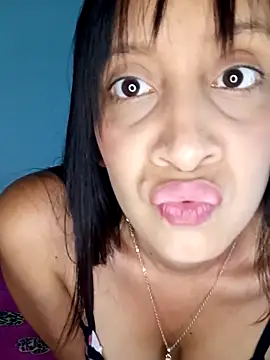 Snapshot of Thaamara_09 chatting on September 23, 3:13 am Thaamara 09 online show from September 23, 3:13 am