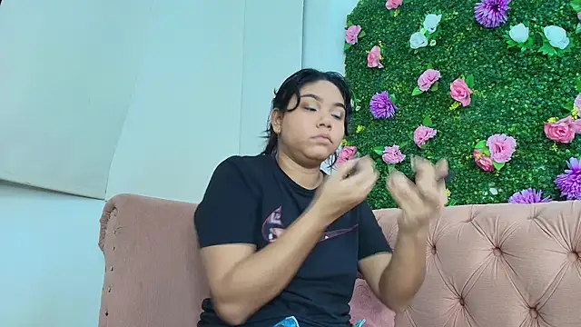 Snapshot of shanon_marel chatting on September 21, 12:10 pm shanon marel online show from September 21, 12:10 pm