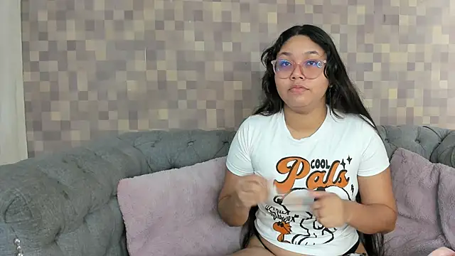 Snapshot of shanon_marel chatting on September 28, 12:23 pm shanon marel online show from September 28, 12:23 pm