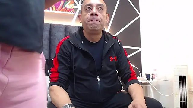 GabrielandAbigail online show from February 7, 3:31 pm