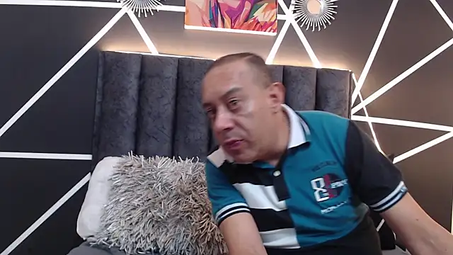 GabrielandAbigail online show from April 9, 3:40 pm