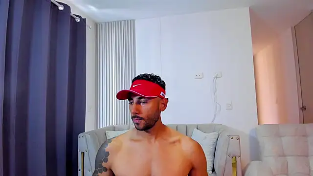 Snapshot of MARC_THOMPSON_ chatting on October 2, 2:31 pm MARC THOMPSON online show from October 2, 2:31 pm