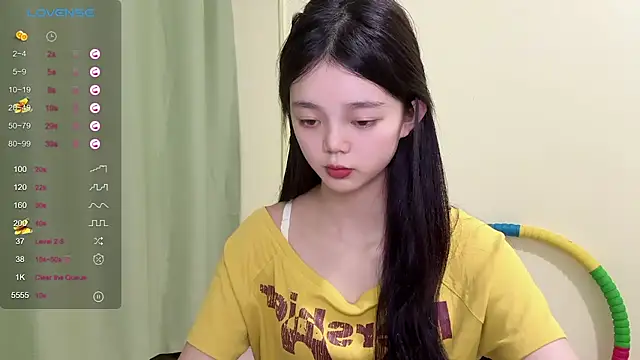 Snapshot of Nicole-13 chatting on October 17, 12:40 pm Nicole-13 online show from October 17, 12:40 pm