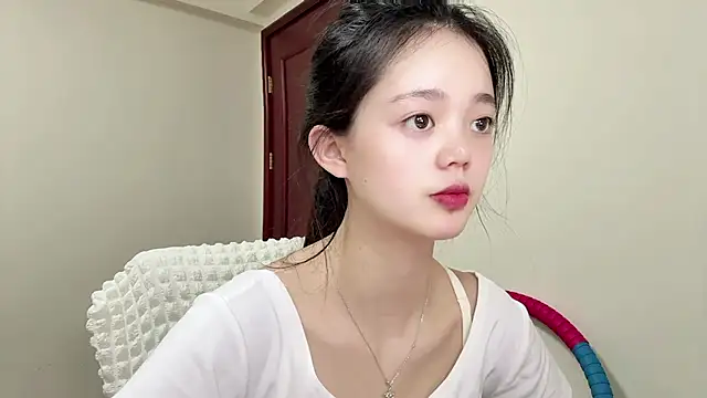 Snapshot of Nicole-13 chatting on July 9, 12:59 pm Nicole-13 online show from July 9, 12:59 pm