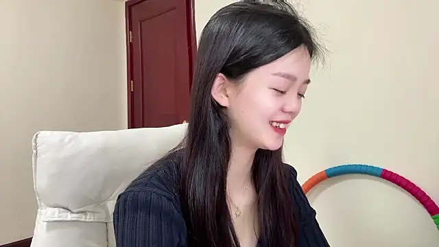 Nicole-13 online show from April 18, 12:13 am