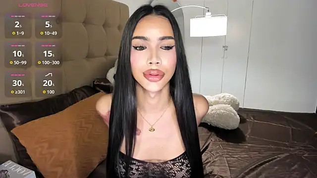 Snapshot of khalifafoxxxx chatting on March 11, 6:46 pm khalifafoxxxx online show from March 11, 6:46 pm