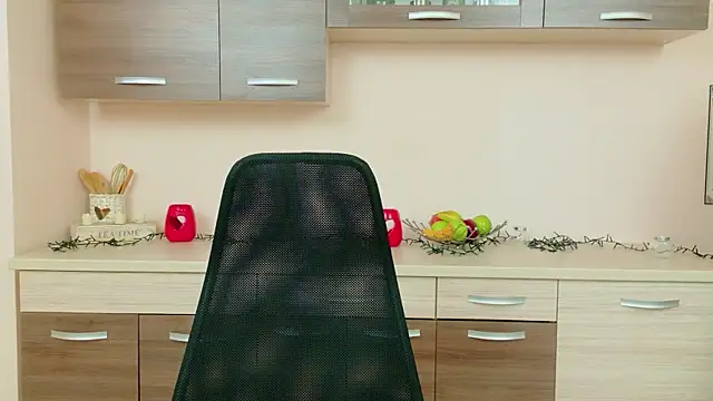 Julia Jae online show from July 22, 4:36 am