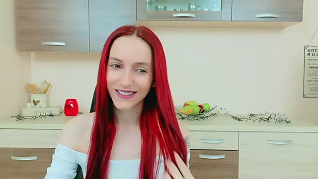 Julia Jae online show from March 5, 6:32 am