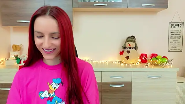 Julia Jae online show from January 8, 7:25 am