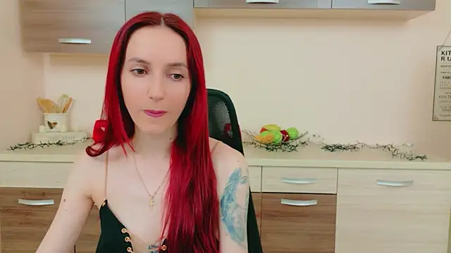 Snapshot of Julia_Jae chatting on May 15, 5:49 am Julia Jae online show from May 15, 5:49 am