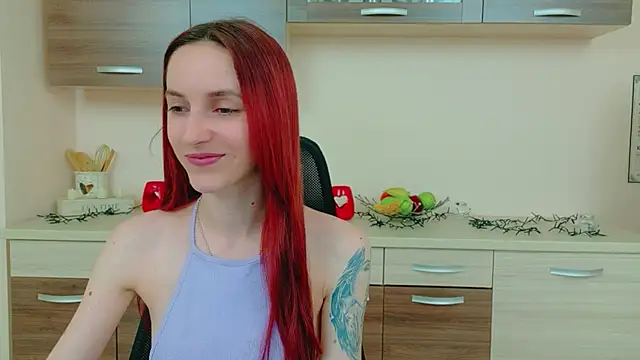 Snapshot of Julia_Jae chatting on April 27, 6:44 am Julia Jae online show from April 27, 6:44 am