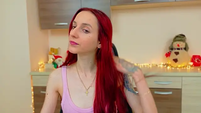 Julia Jae online show from December 21, 6:37 am