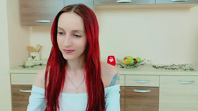 Julia Jae online show from March 28, 6:14 am