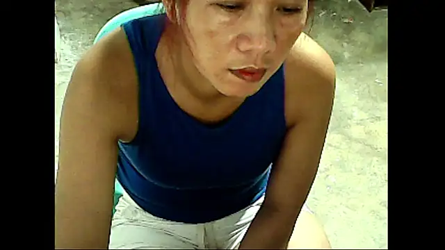 Snapshot of sexyannie25 chatting on October 15, 8:11 am sexyannie25 online show from October 15, 8:11 am