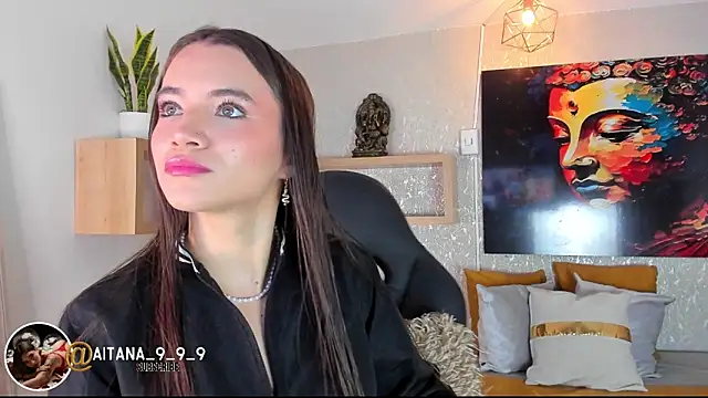 aitana baker  online show from May 26, 3:48 am