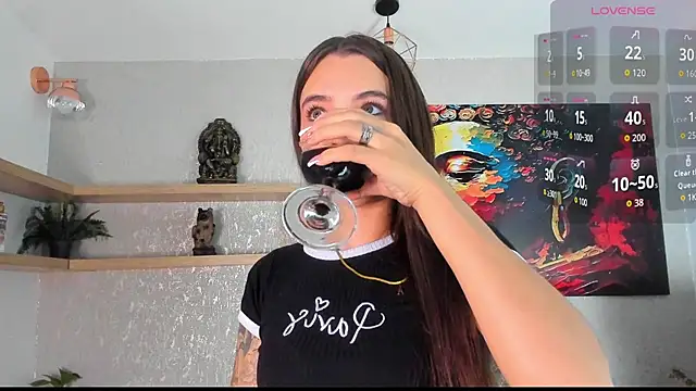 aitana baker  online show from March 31, 4:36 am