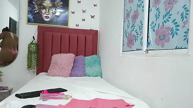 Daniiela lan online show from October 26, 8:15 am