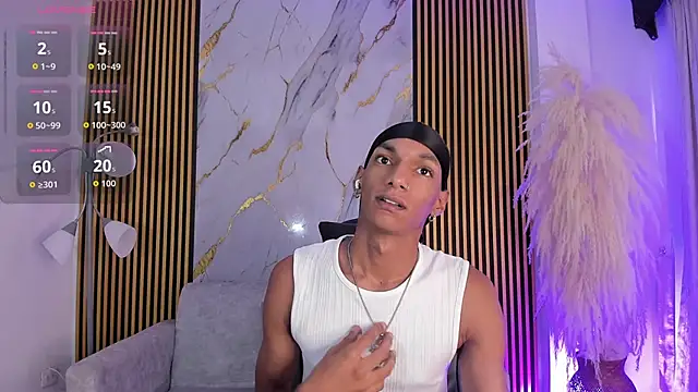 JulienSaint online show from October 24, 12:26 pm