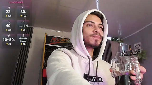 Bastian MCcormick online show from December 20, 12:19 pm