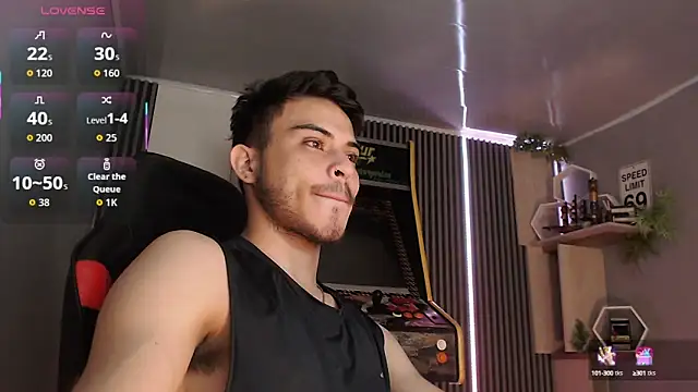 Bastian MCcormick online show from September 28, 8:32 am