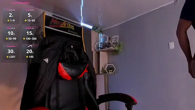 Bastian MCcormick online show from October 19, 6:05 am