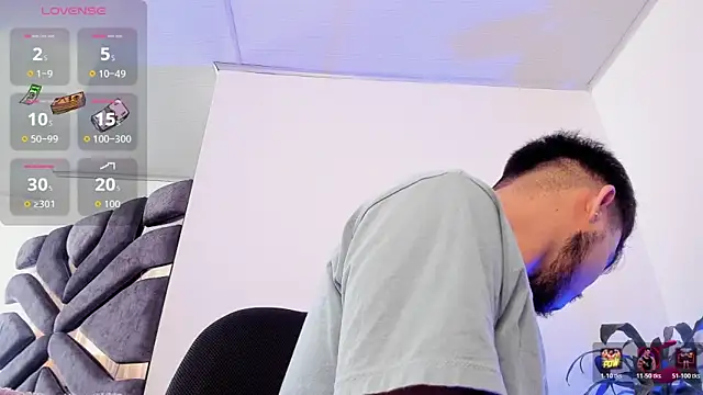 Bastian MCcormick online show from April 18, 1:02 pm