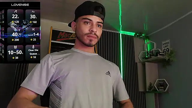 Bastian MCcormick online show from December 18, 1:15 pm