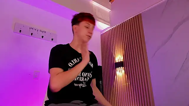 IM DAREN online show from February 11, 3:06 am