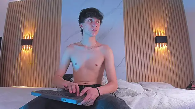 IM DAREN online show from November 27, 3:18 am