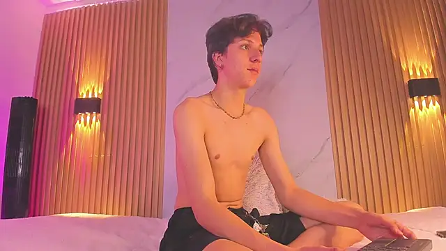 IM DAREN online show from November 14, 3:10 am