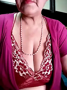 Troiavaca online show from April 5, 7:42 pm