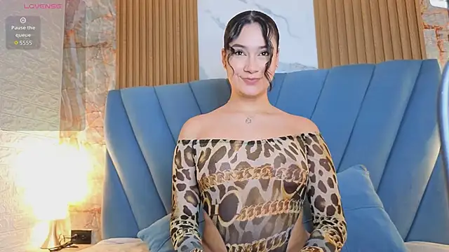 nathalia koch  online show from April 30, 8:49 pm