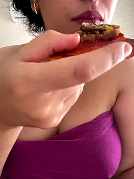 Snapshot of Bold-arabic-vibes chatting on November 11, 11:27 am Bold-arabic-vibes online show from November 11, 11:27 am