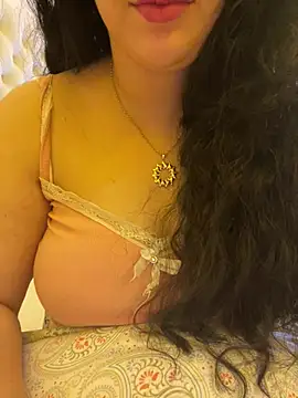 Snapshot of Bold-arabic-vibes chatting on June 21, 1:50 pm Bold-arabic-vibes online show from June 21, 1:50 pm