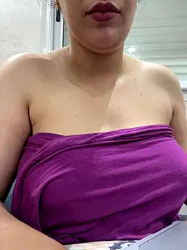 Snapshot of Bold-arabic-vibes chatting on December 15, 2:23 pm Bold-arabic-vibes online show from December 15, 2:23 pm