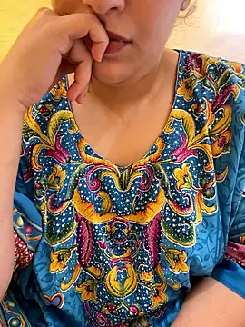 Snapshot of Bold-arabic-vibes chatting on October 23, 4:38 pm Bold-arabic-vibes online show from October 23, 4:38 pm