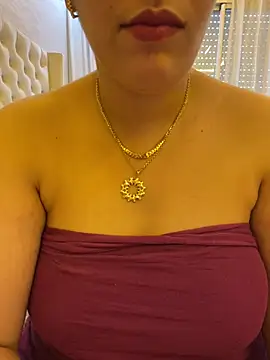 Snapshot of Bold-arabic-vibes chatting on July 9, 4:28 pm Bold-arabic-vibes online show from July 9, 4:28 pm