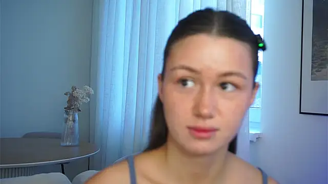 Snapshot of vvillywonka chatting on July 15, 1:56 am vvillywonka online show from July 15, 1:56 am