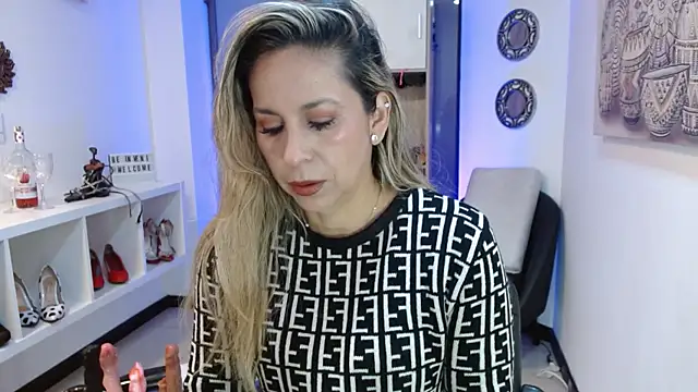 DianaPearls online show from July 24, 10:22 am