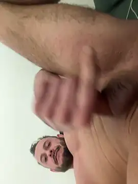 Snapshot of max19czech chatting on March 7, 3:28 pm max19czech online show from March 7, 3:28 pm