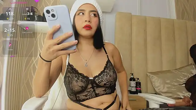 Melani Rosse online show from October 11, 3:18 am