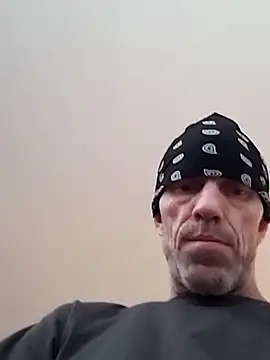 Snapshot of djcarey369159 chatting on February 7, 5:32 pm djcarey369159 online show from February 7, 5:32 pm