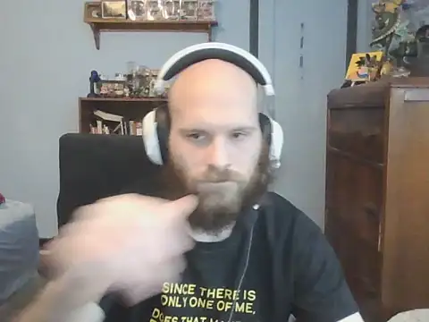 Snapshot of PDrents chatting on January 12, 7:20 pm PDrents online show from January 12, 7:20 pm