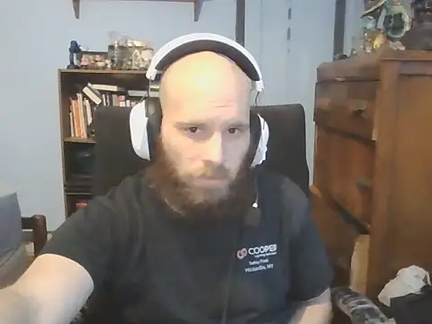 Snapshot of PDrents chatting on February 6, 9:55 pm PDrents online show from February 6, 9:55 pm