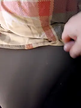 nikfu274 online show from March 26, 7:17 am