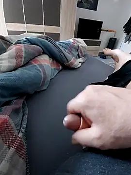 nikfu274 online show from April 8, 7:43 am