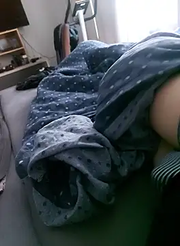 nikfu274 online show from October 6, 7:09 am