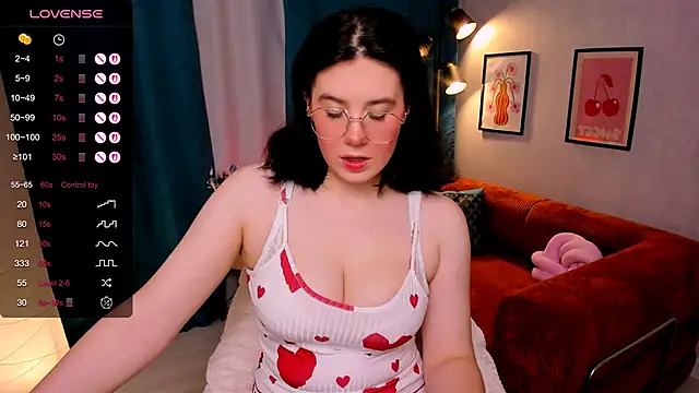 BellaCaress online show from June 21, 2:28 am
