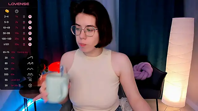 BellaCaress online show from November 20, 2:23 am