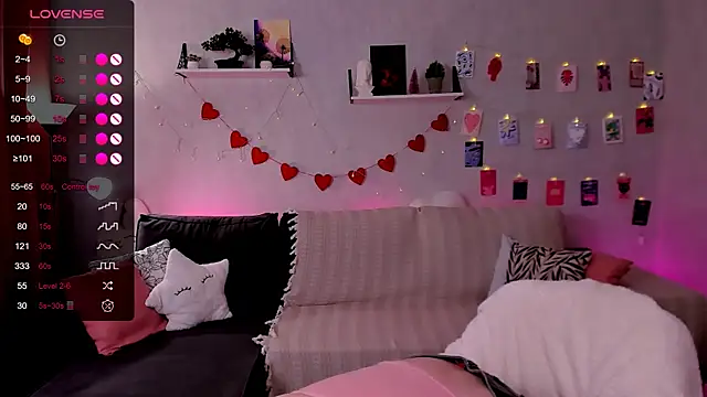 BellaCaress online show from March 4, 6:32 am